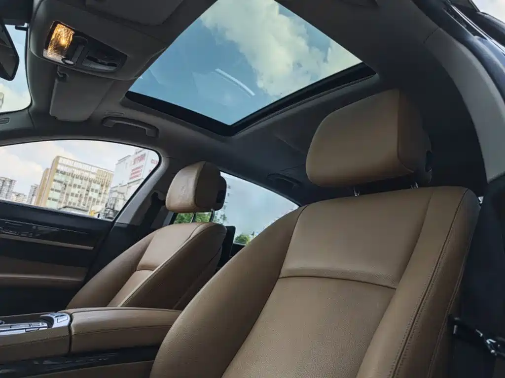 BMW 7 Series 2015 — фото 4