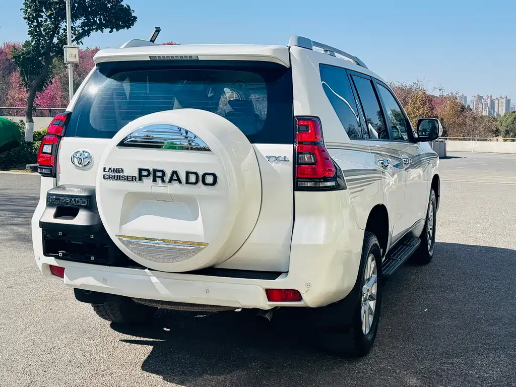 Toyota Prado 2019 — фото 4