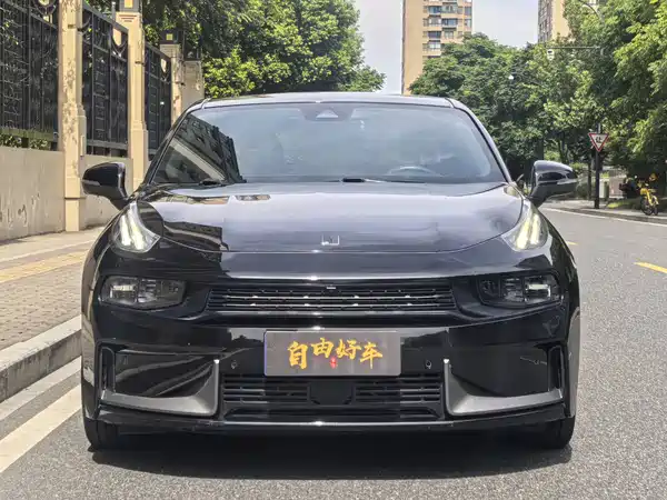 Lynk & Co 03 2021