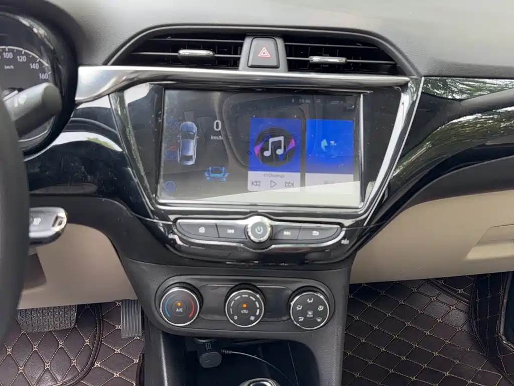 Buick Excelle 2019 — фото 17