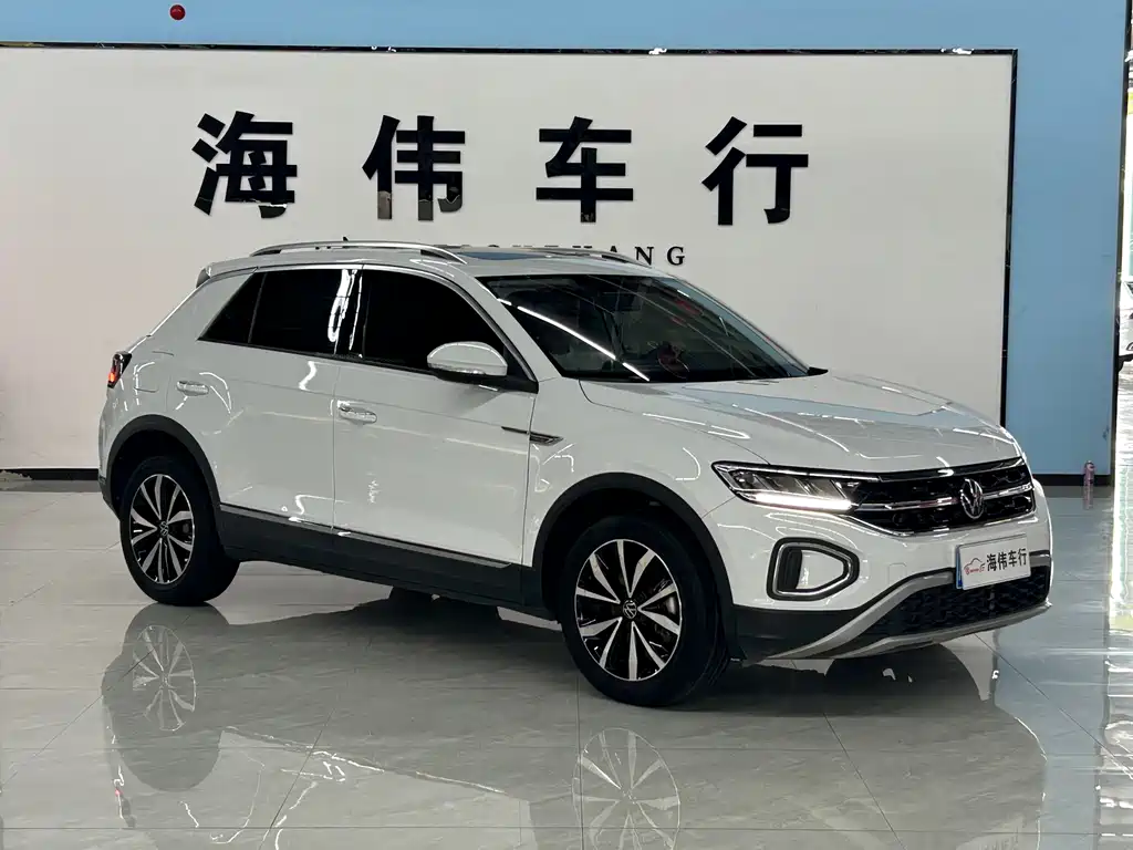Volkswagen T-Roc 2023 — фото 18