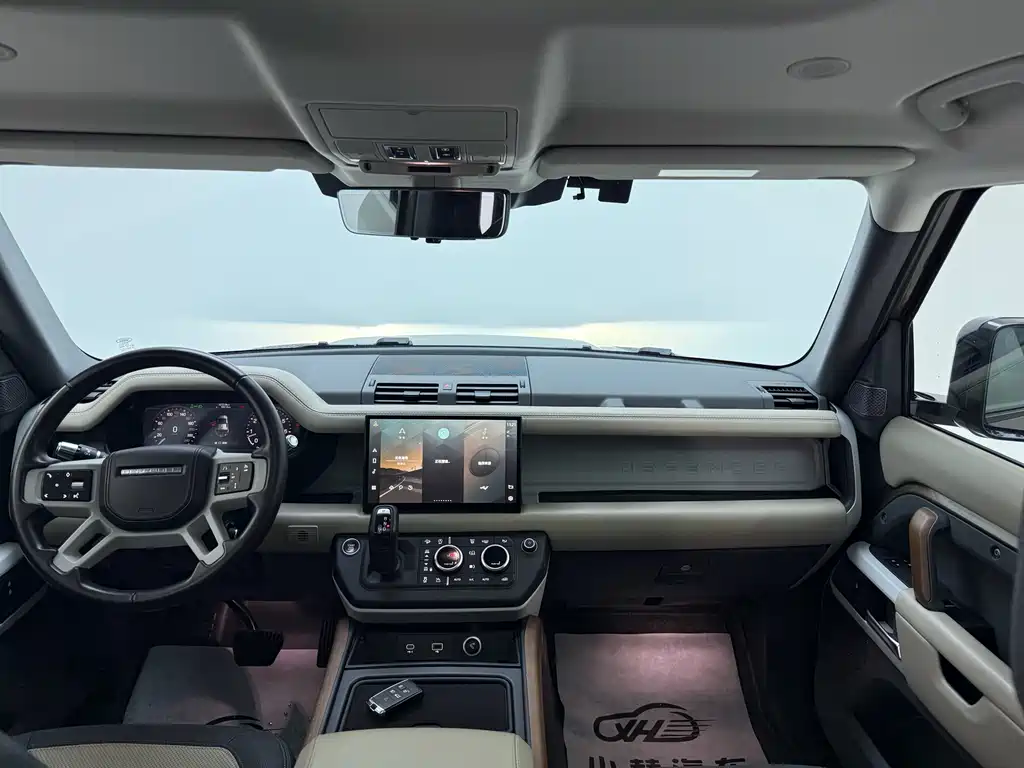 Land Rover Defender 2021 — фото 9