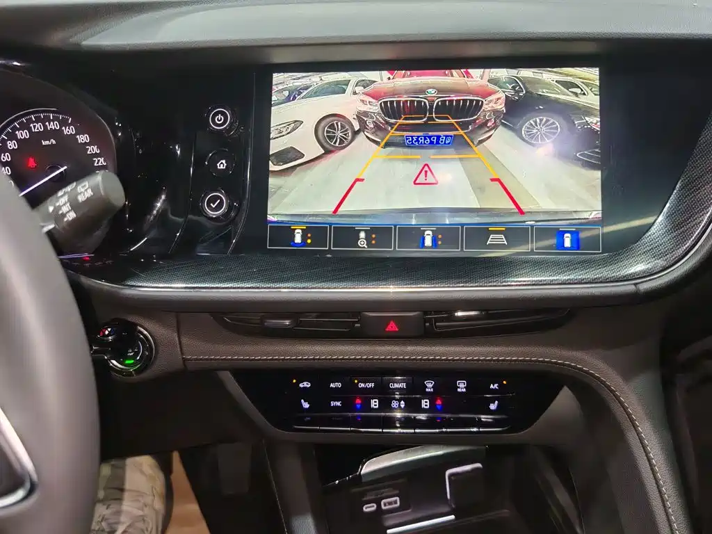 Buick Envision Plus 2022 — фото 13