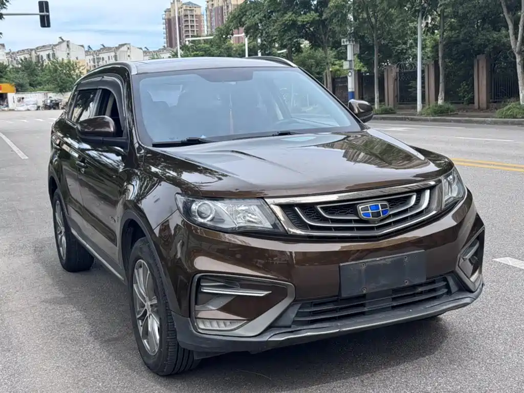 Geely Boyue 2018 — фото 10