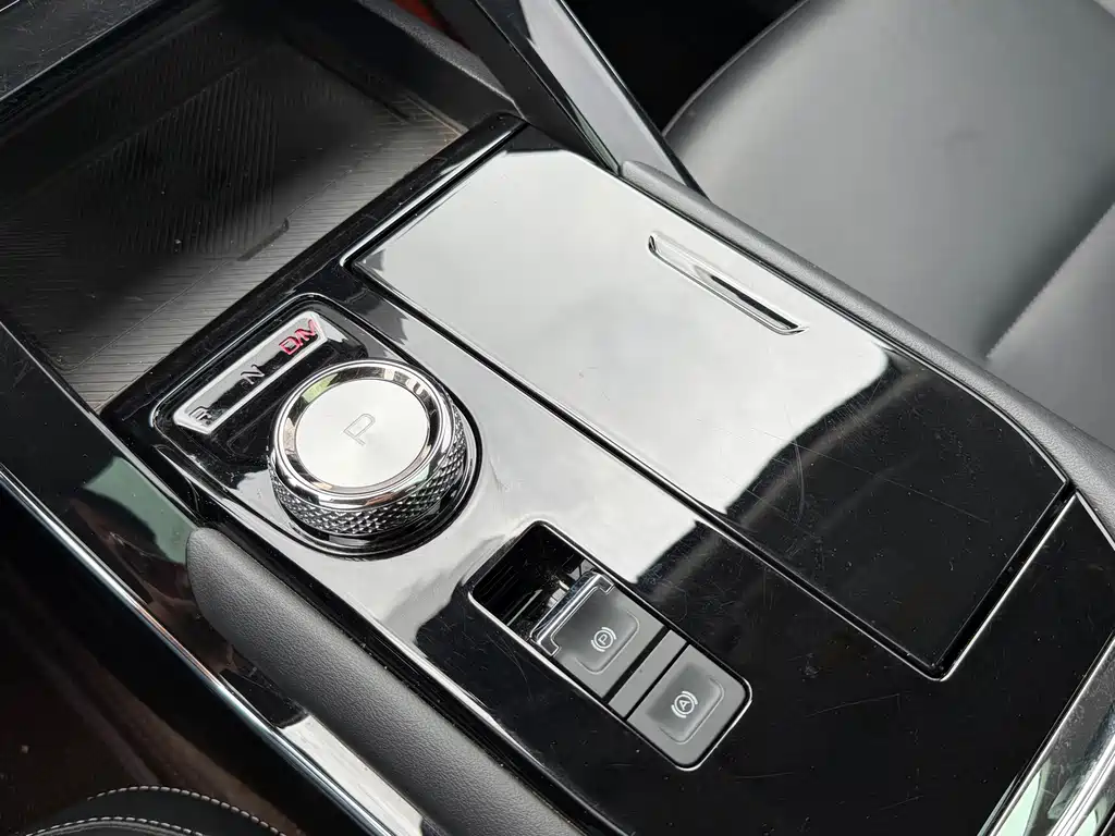 Haval H6 2023 — фото 13
