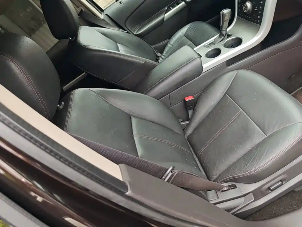 Ford Edge 2015 — фото 25