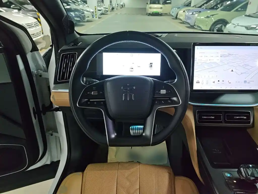 BYD Song L DM-i 2025 — фото 11
