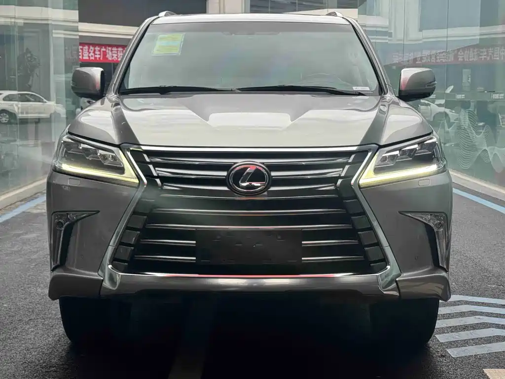Lexus LX 2020 — фото 2