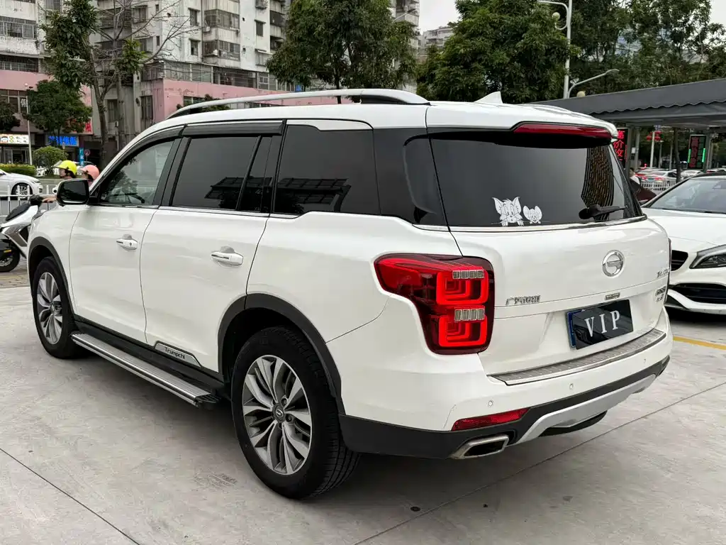 GAC Motor Trumpchi GS8 2017 — фото 4