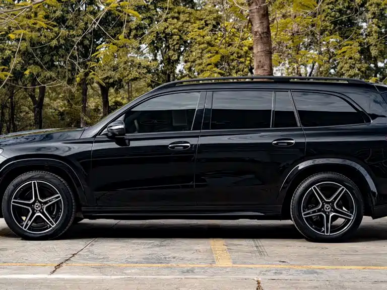 Mercedes-Benz GLS — фото 5