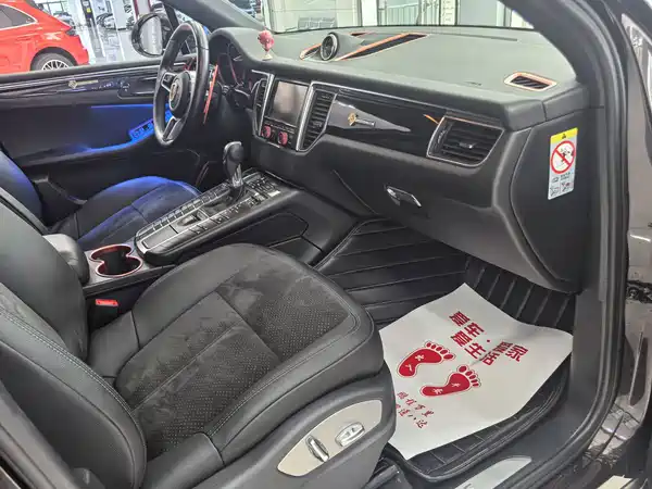 Porsche Macan 2016