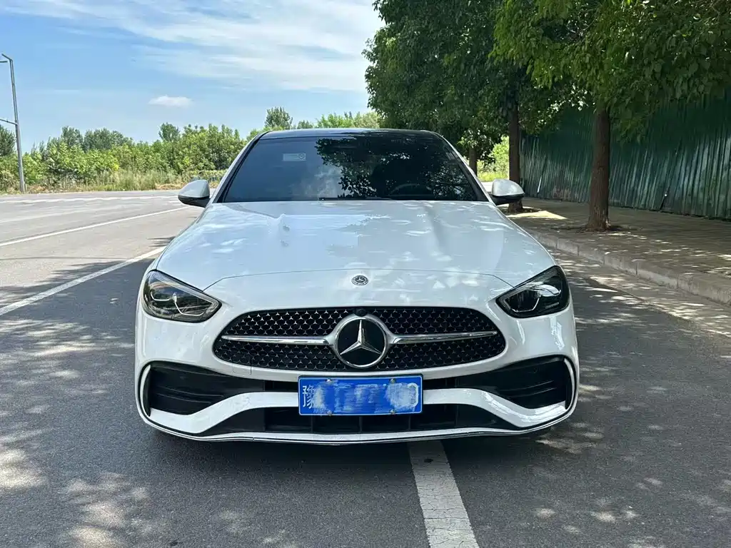 Mercedes-Benz C-Class 2022