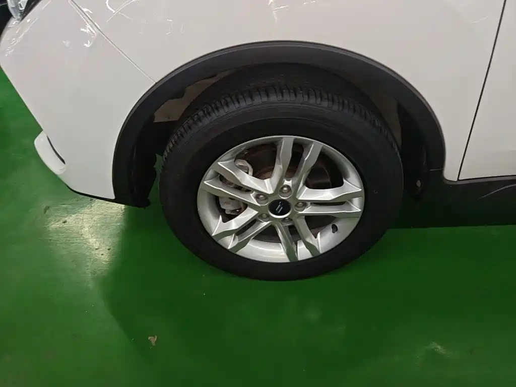 Changan Auchan Corsa 5 2021 — фото 23