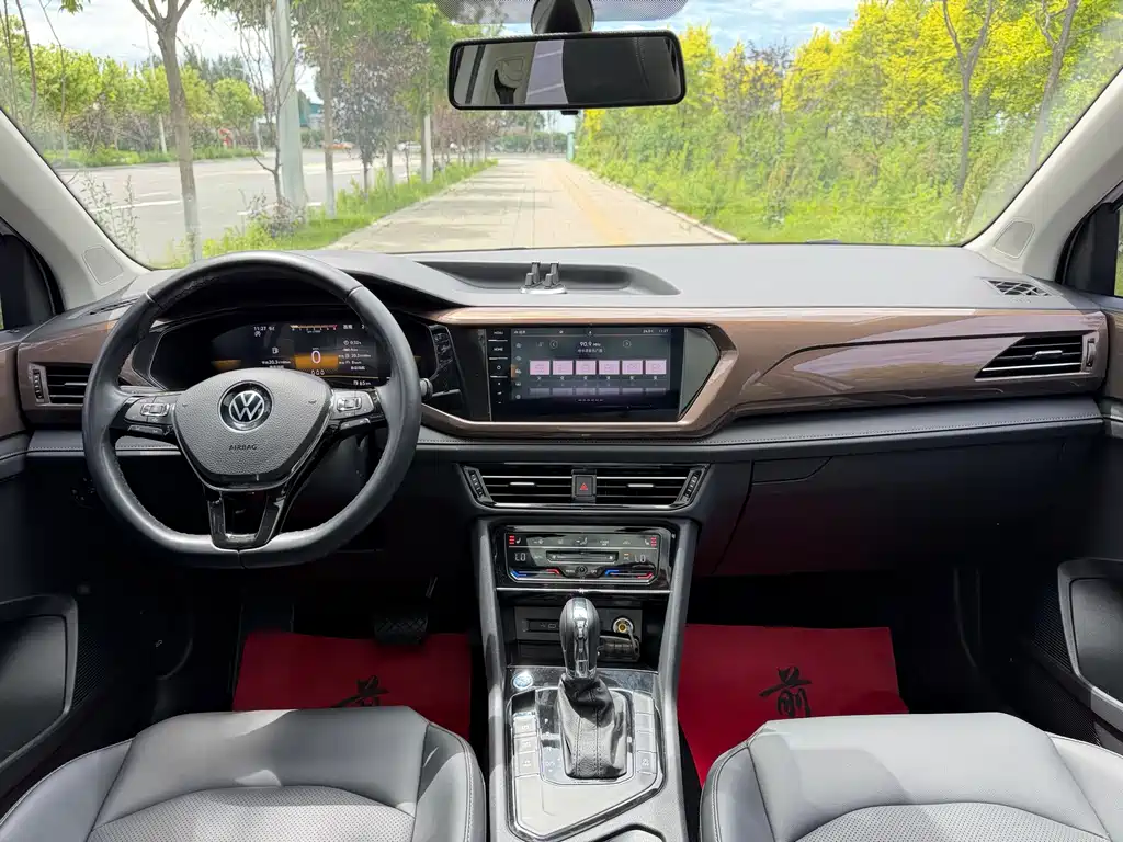 Volkswagen Tharu 2023