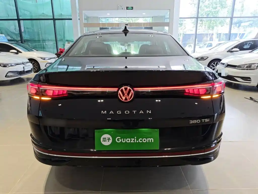 Volkswagen Magotan 2024