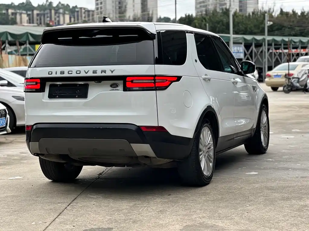 Land Rover Discovery 2017 — фото 6