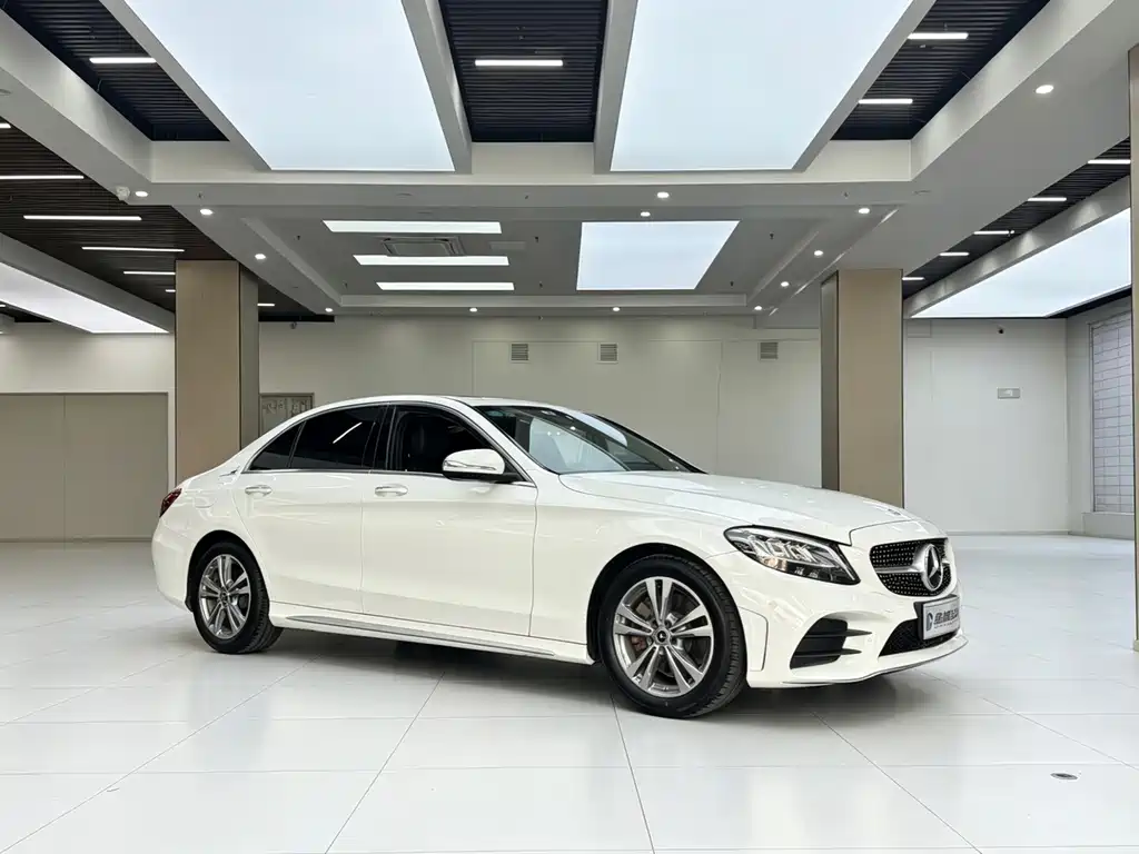 Mercedes-Benz C-Class 2019 — фото 3