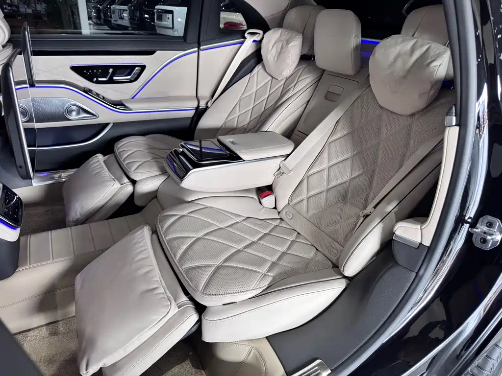 Mercedes-Benz S-Class 2024 — фото 19