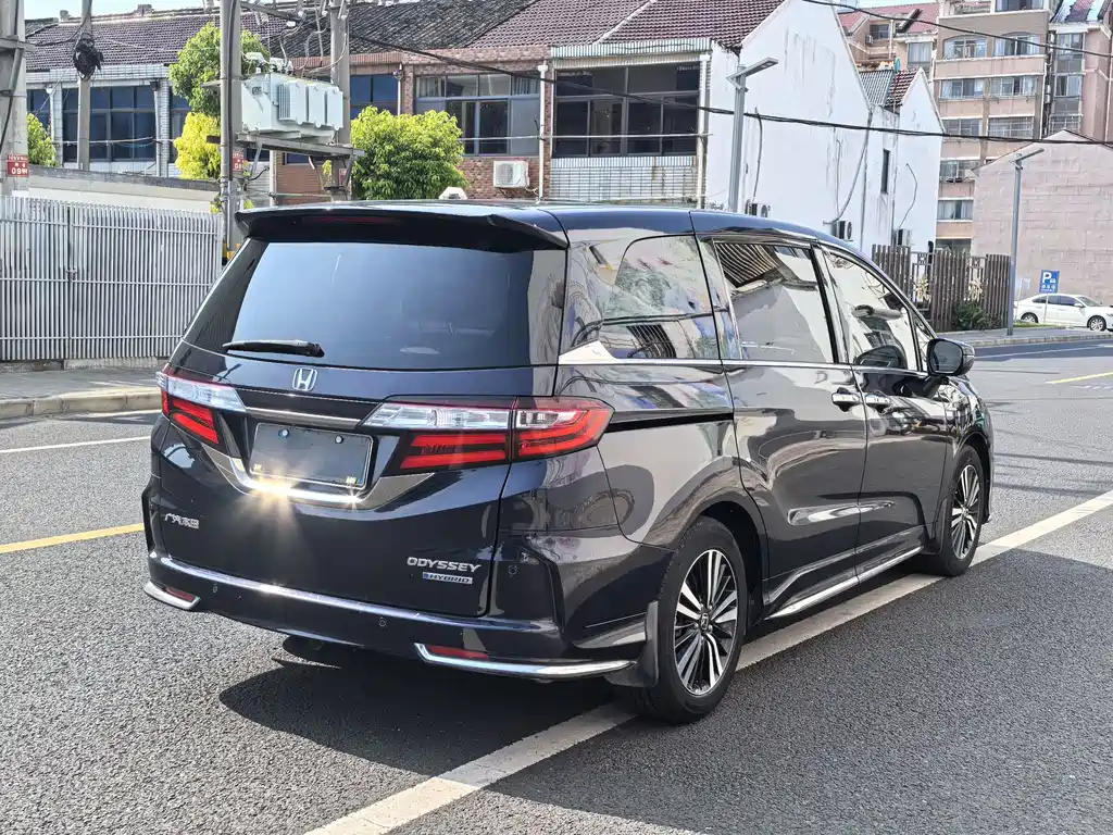 Honda Odyssey 2019 — фото 13
