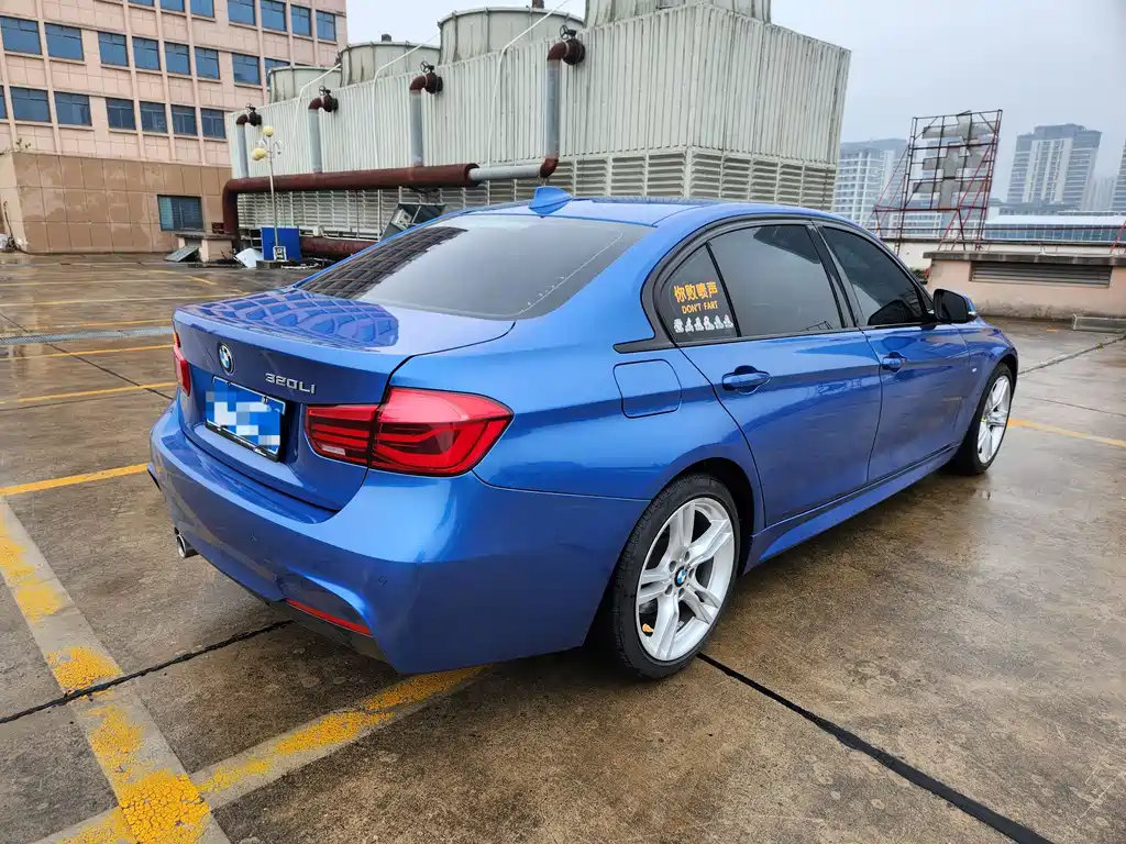 BMW 3 Series 2018 — фото 4