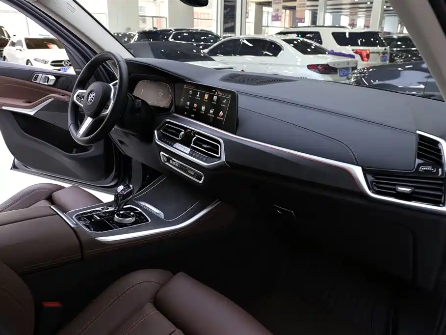BMW X5 2022 — фото 18