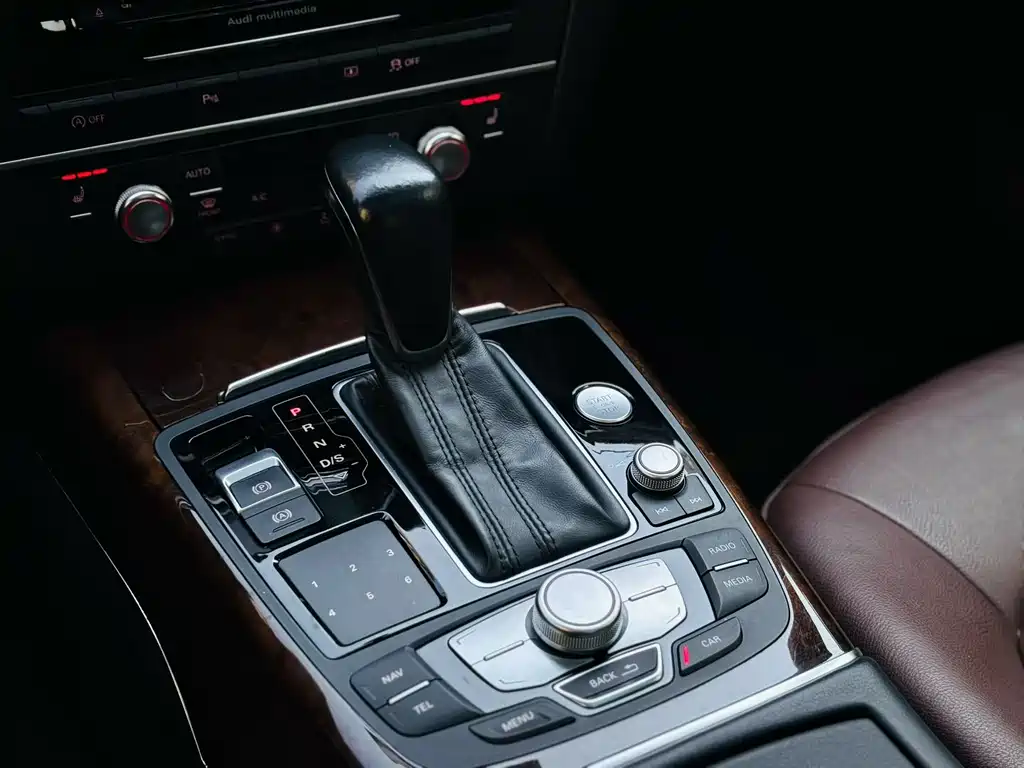 Audi A6L 2016 — фото 9
