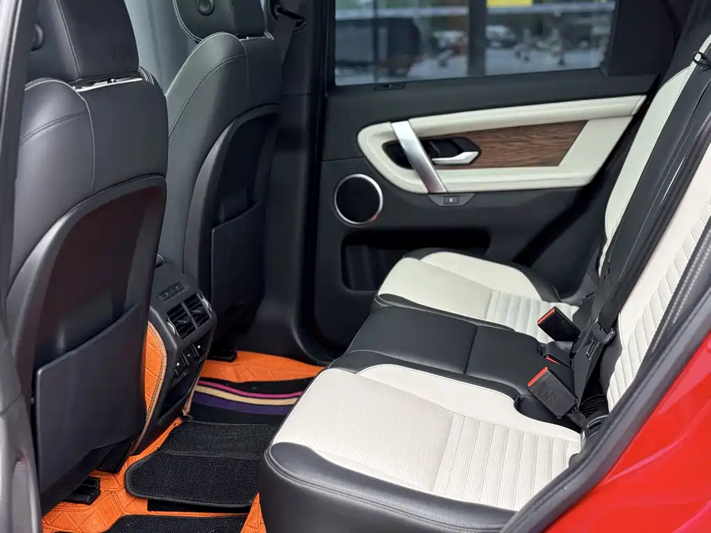 Land Rover Discovery Sport 2020 — фото 15