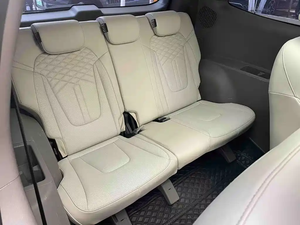 Hyundai Custo 2023 — фото 10