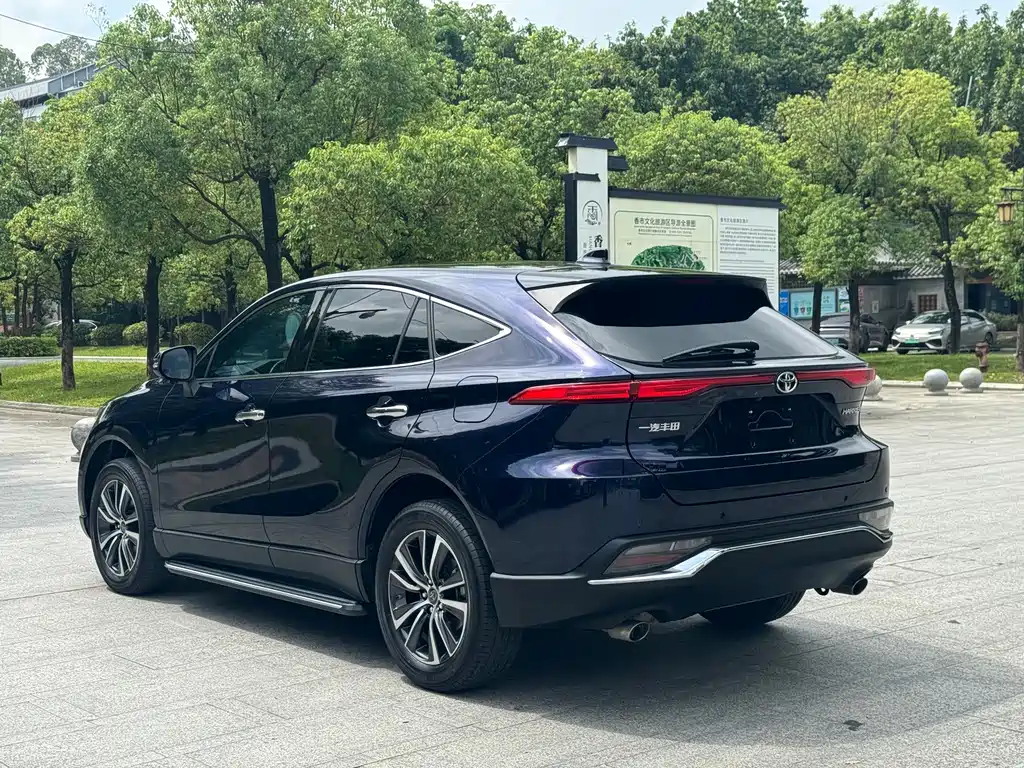 Toyota Harrier 2022 — фото 13