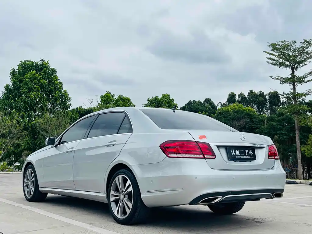Mercedes-Benz E-Class 2015 — фото 4