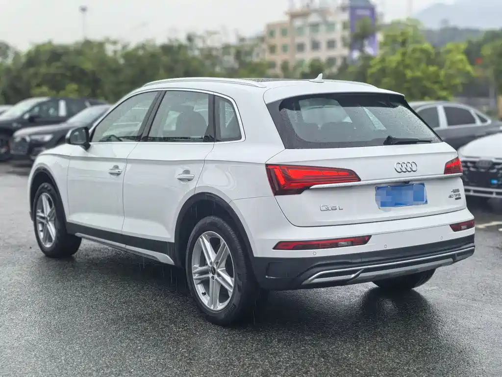 Audi Q5L 2023