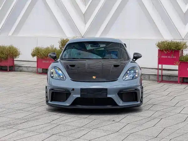 Porsche 718 2024
