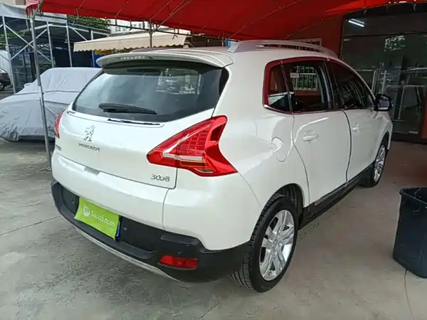 Peugeot 3008 2015