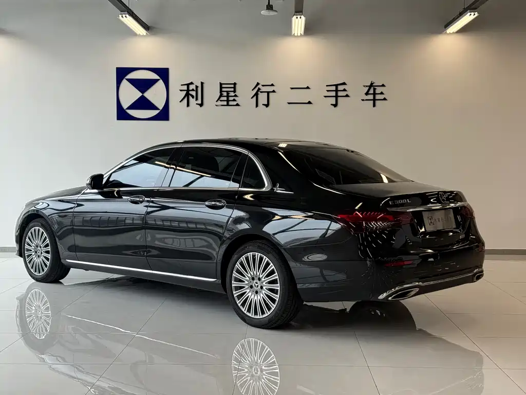 Mercedes-Benz E-Class 2023