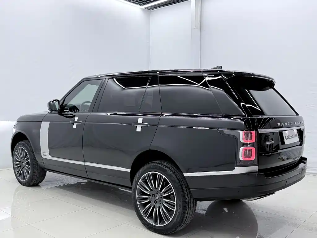 Land Rover Range Rover 2022 — фото 19