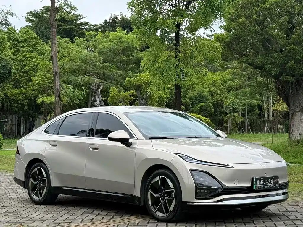 Wuling Starlight 2024
