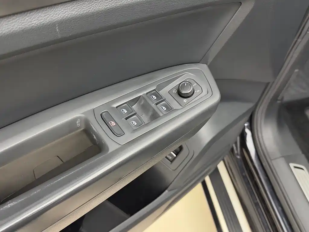 Volkswagen Teramont 2018 — фото 19