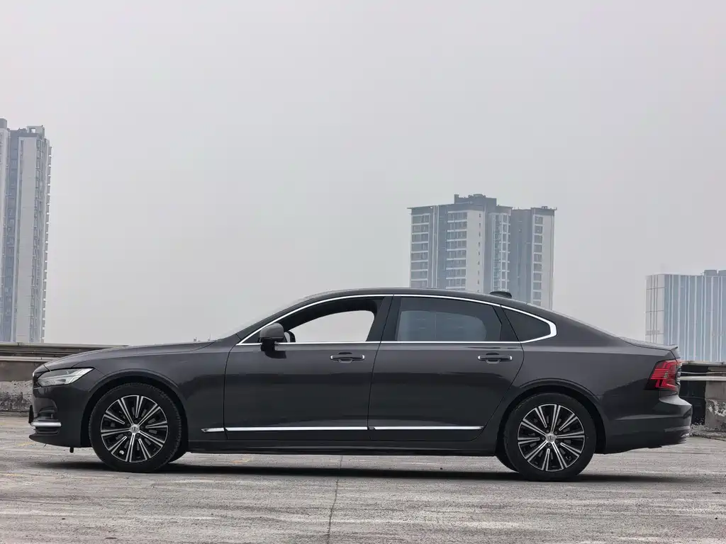 Volvo S90 2021 — фото 14