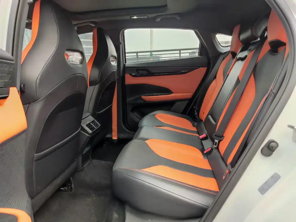 Changan UNI-V 2023 — фото 8