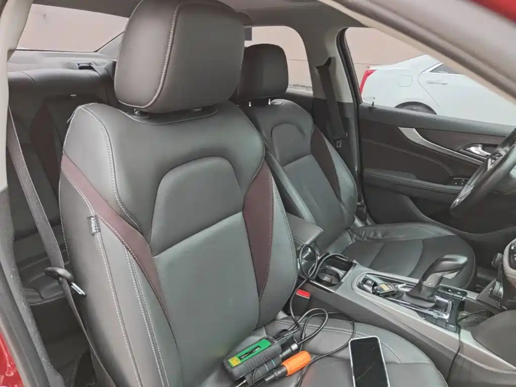Chevrolet Malibu 2016 — фото 25