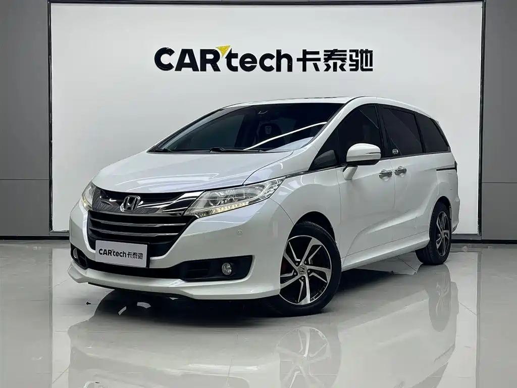 Honda Odyssey 2018 — фото 2