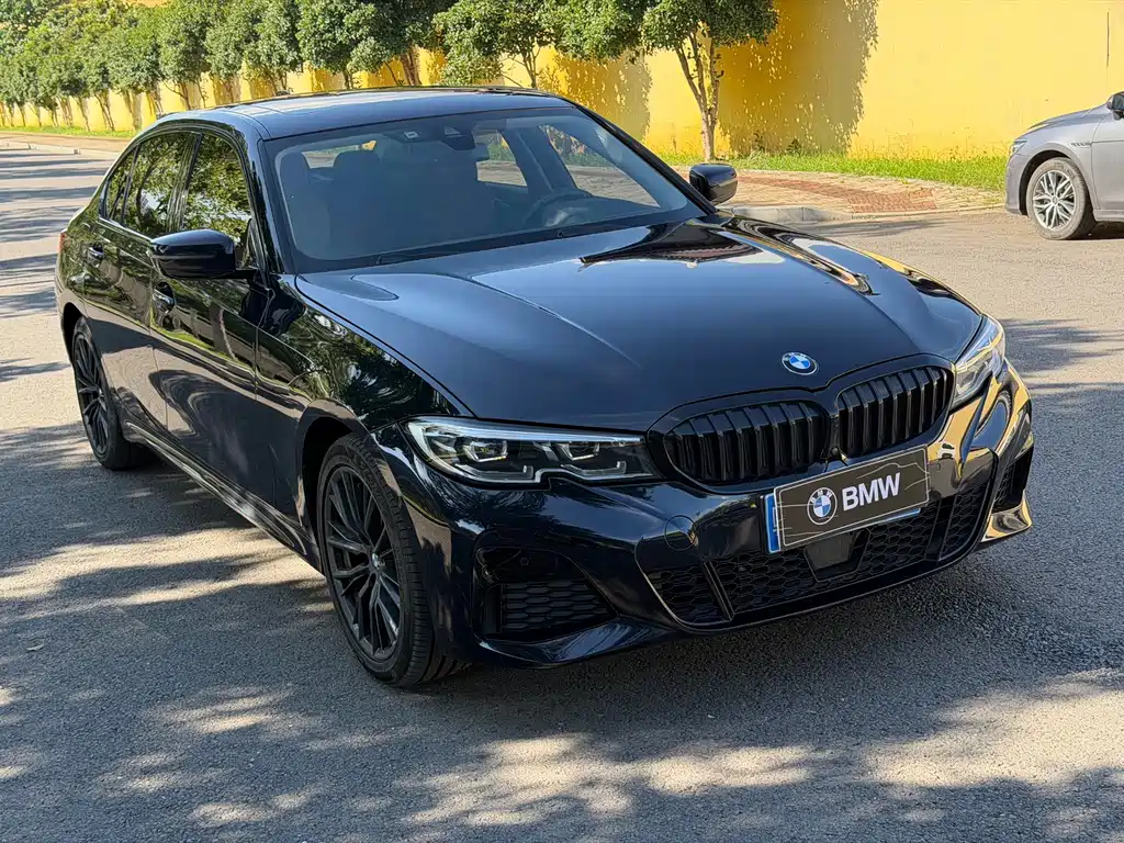 BMW 3 Series 2021