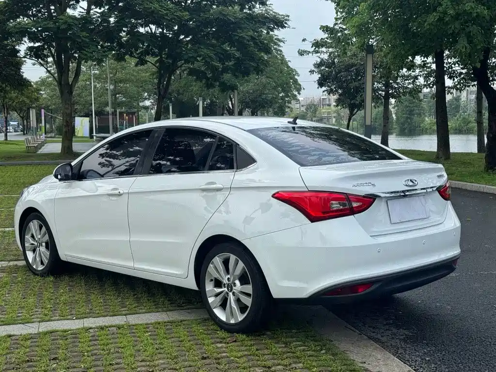 Chery Arrizo 5 2016
