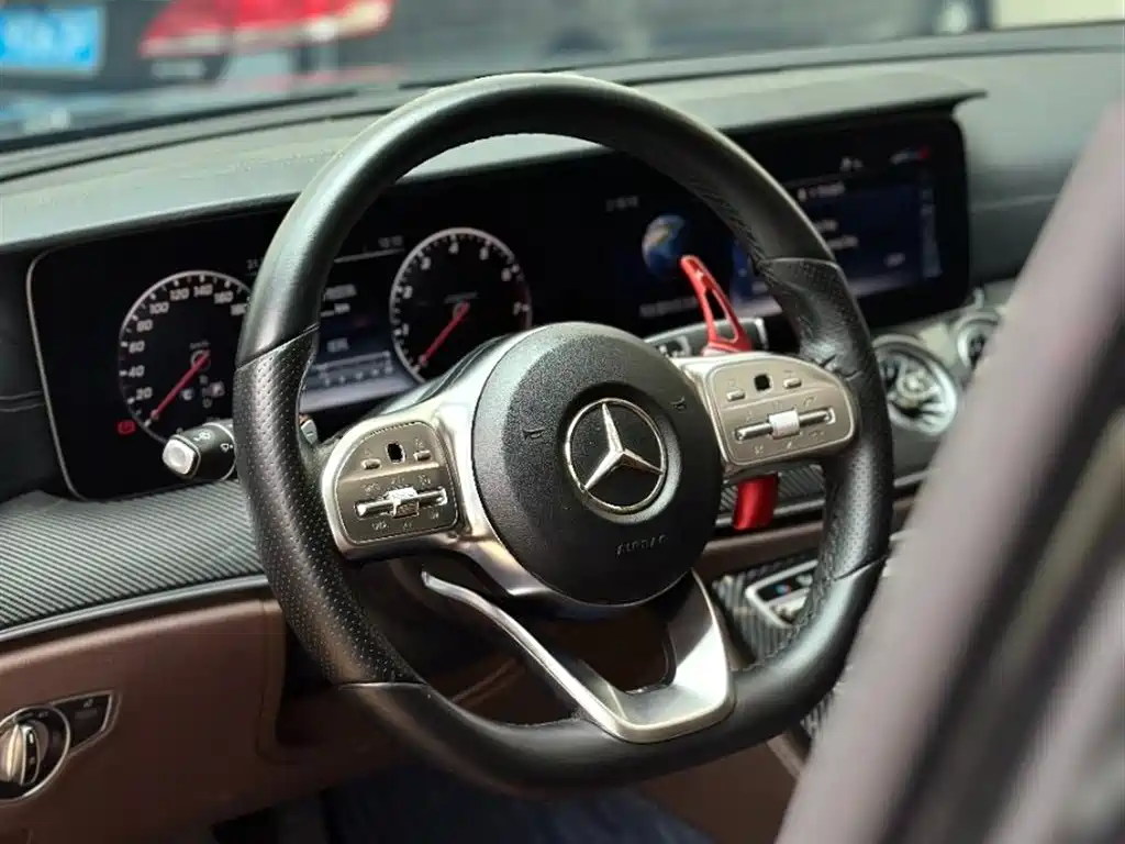 Mercedes-Benz E-Class 2019 — фото 4
