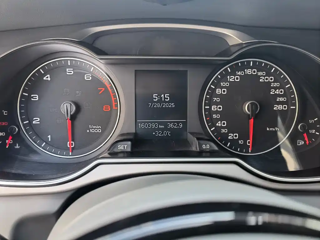 Audi A4L 2012