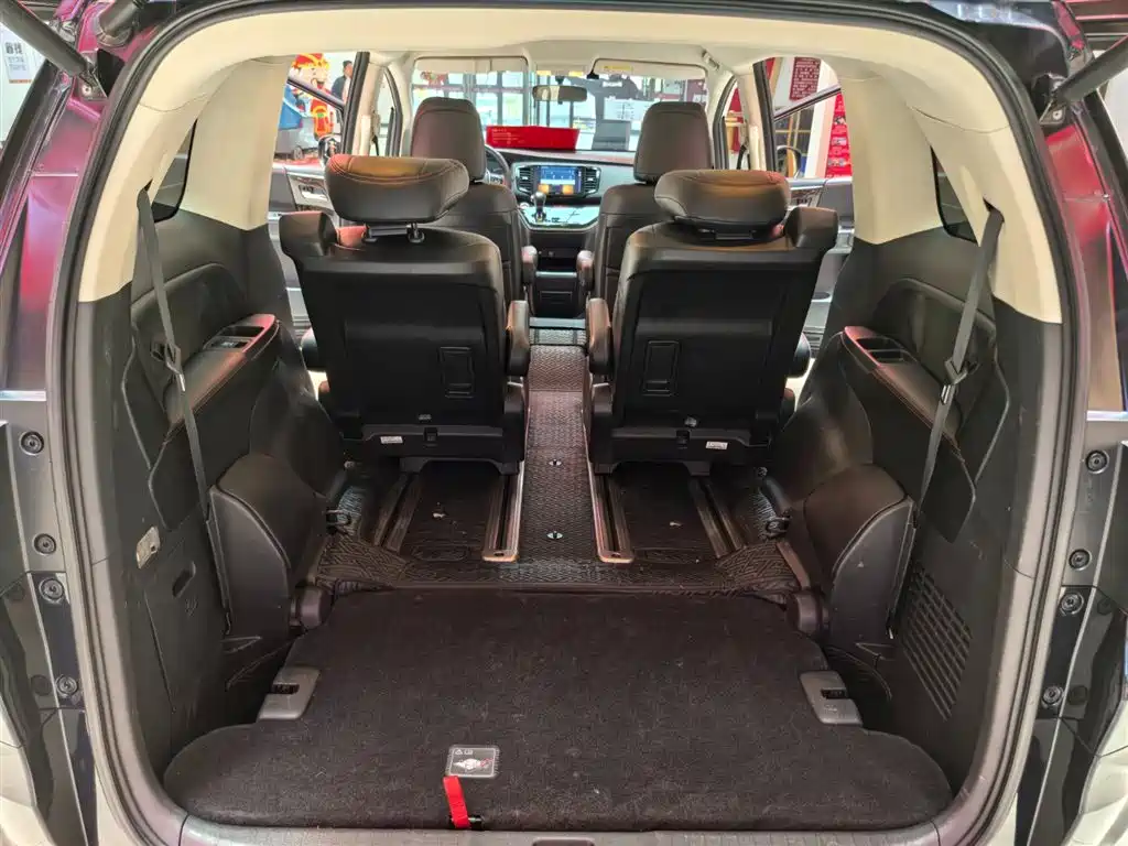 Honda Odyssey 2021 — фото 20