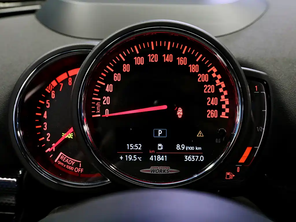 MINI JCW Clubman 2019 — фото 15