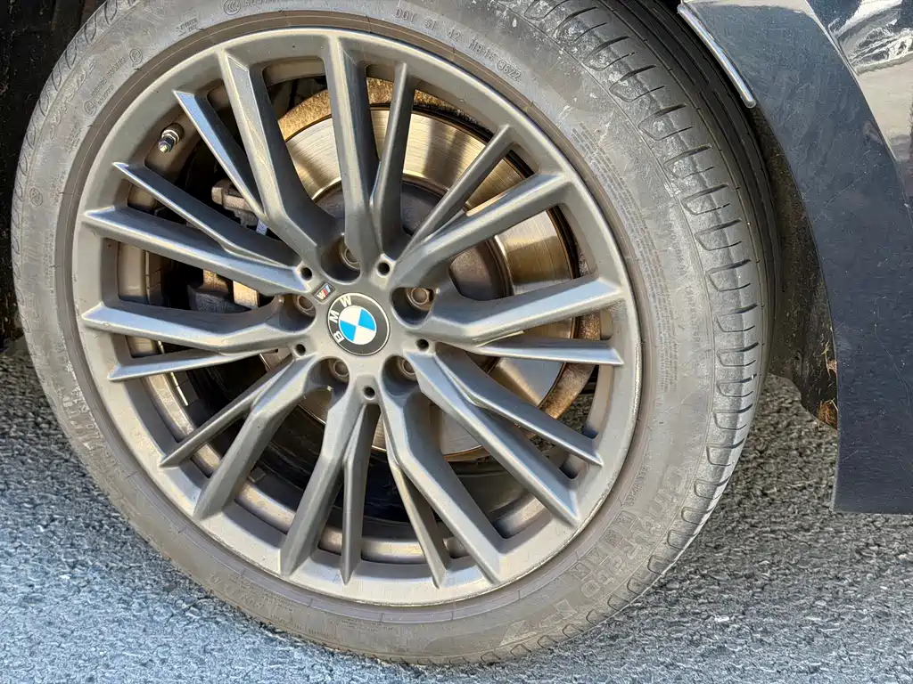 BMW 3 Series 2021 — фото 10