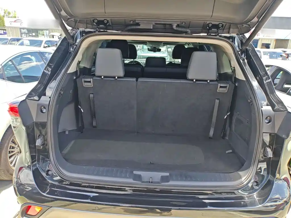 Toyota Highlander 2021 — фото 19