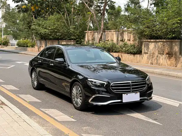 Mercedes-Benz E-Class 2021